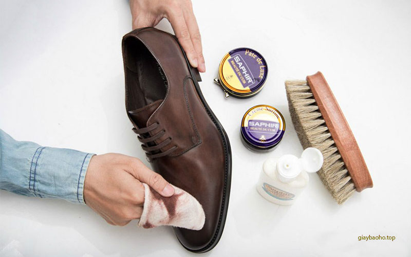 Cách để tăng tuổi thọ của giày bảo hộ lao động-25281-1